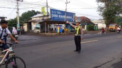 Kasat Lantas Polres Probolinggo Pantau Langsung Poros Pagi, Tekan Pelanggaran dan Kecelakaan