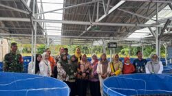 Memperkuat Ketahanan Pangan, Koramil Wonoasih Melakukan Pendampingan Penebaran Benih Ikan Lele