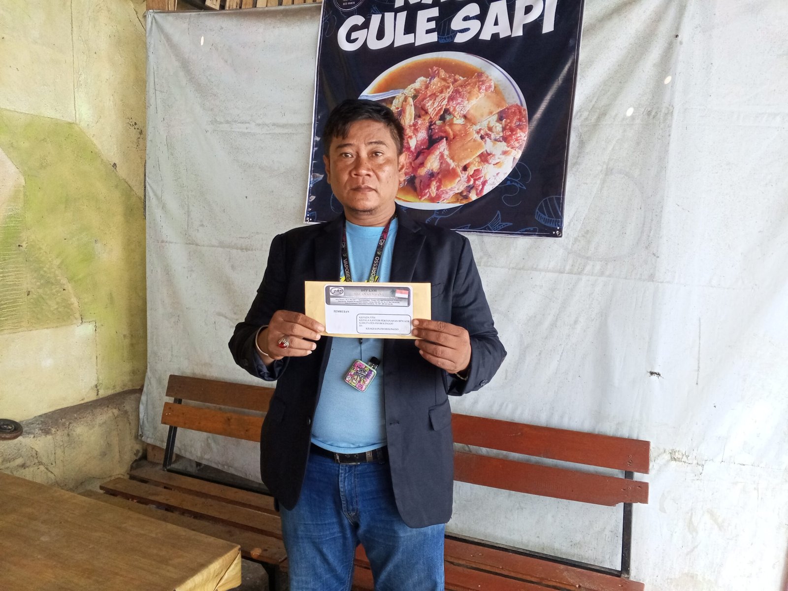 Empat SHM Dipertanyakan, LSM Macan Kumbang Rencanakan Aksi di Kantor Pertanahan Probolinggo Empat SHM Dipertanyakan, LSM Macan Kumbang Rencanakan Aksi di Kantor Pertanahan Probolinggo