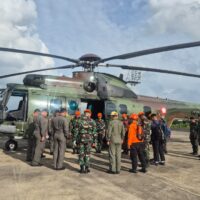 Lanud Sultan Hasanuddin Kerahkan Helikopter Caracal Bantu Pencarian Pesawat ATR 42-500 yang Hilang Kontak