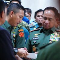 Panglima TNI Dampingi Menhan RI Rapat Kerja dengan Komisi I DPR RI