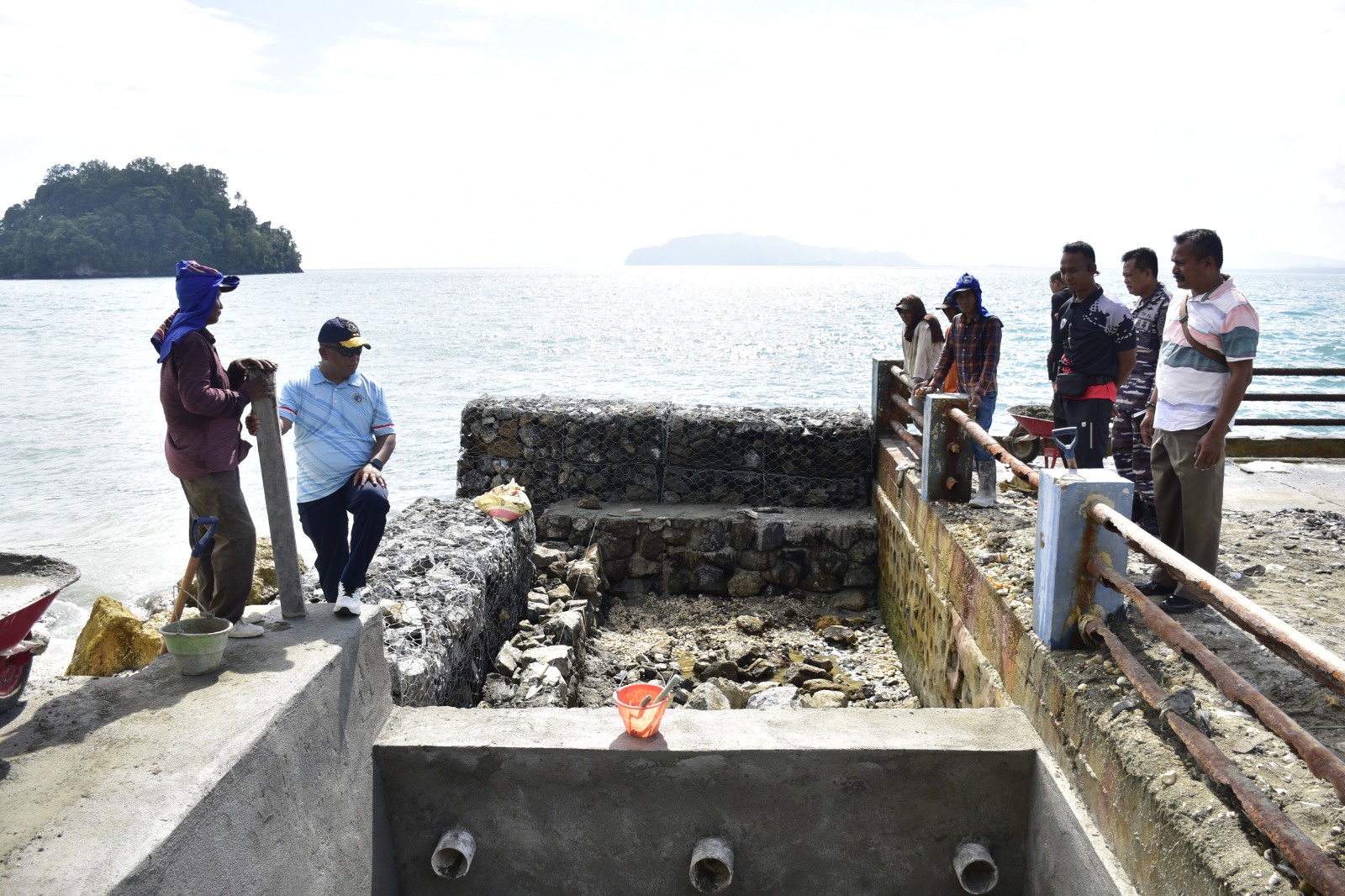 Komandan Kodaeral X Tinjau Sarpras Solusi Pengendalian Banjir Di Perumahan Komplek Hamadi Kodaeral X