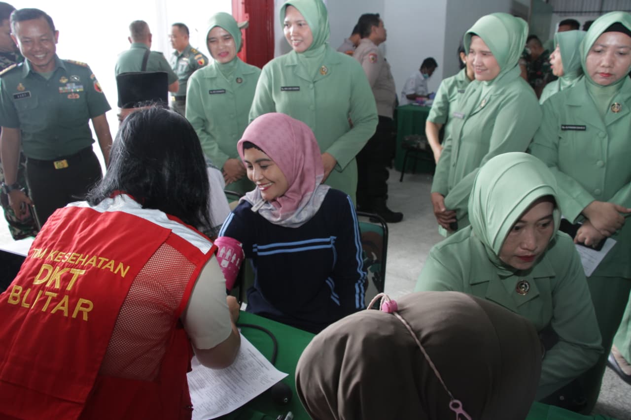 Setetes Darah Sejuta Harapan, Peringati HUT Persit Ke 80 Kodim 0808 Blitar Gelar Donor Darah