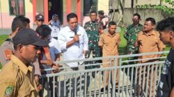 Anggota Babinsa Koramil 1505-04/Oba Amankan Aksi Unjuk Rasa Warga Desa