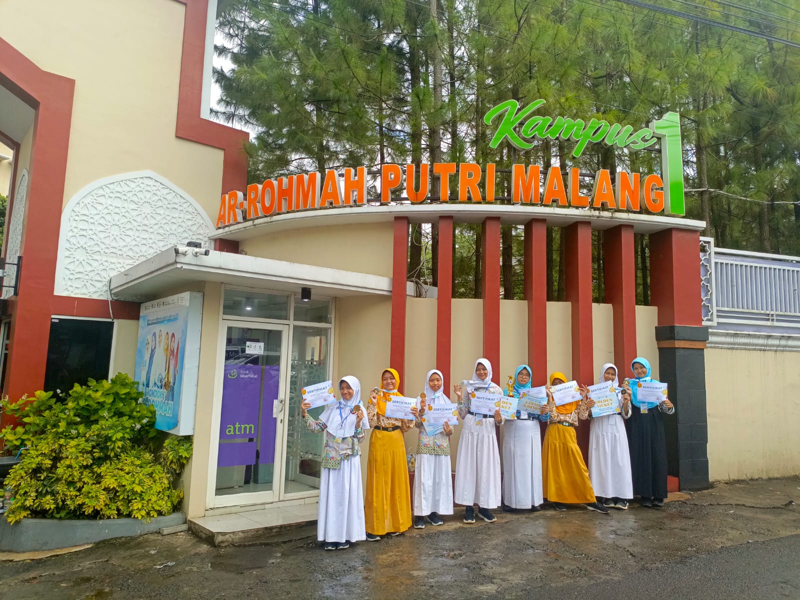 Siswa SMP Kabupaten Probolinggo Borong 8 Medali di Olimpiade IPS se-Jawa Timur Siswa SMP Kabupaten Probolinggo Borong 8 Medali di Olimpiade IPS se-Jawa Timur