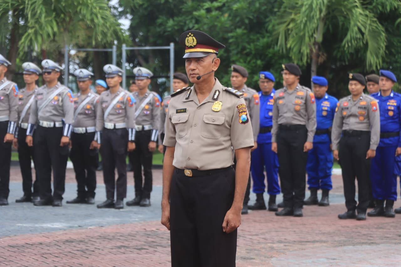 Polres Probolinggo Gelar Upacara Kenaikan Pangkat Pengabdian Periode 1 Februari 2026