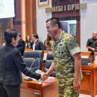 Wapang TNI dan Wamenhan RI Bahas Penguatan Alutsista dalam Rapat Kerja Komisi I di DPR RI