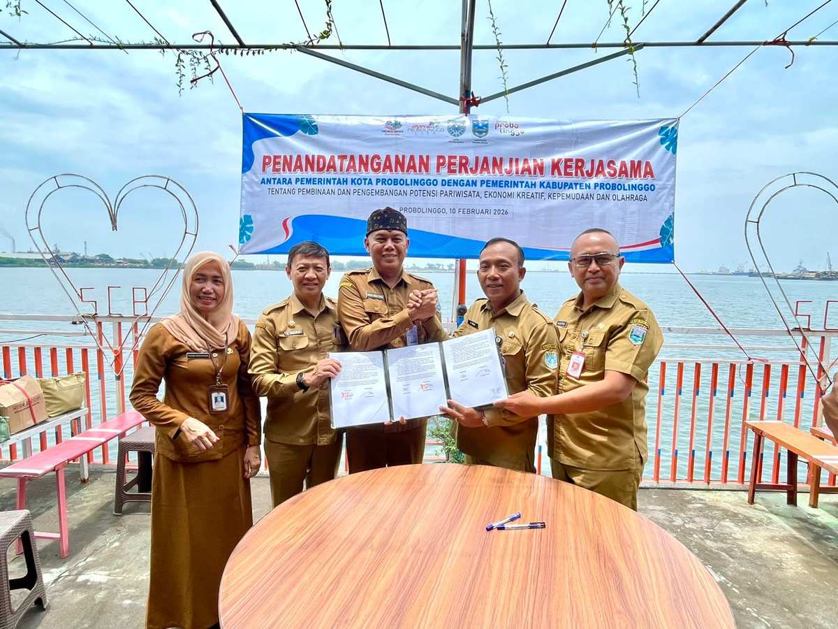 Disporapar Kabupaten dan Kota Probolinggo Teken PKS Pengembangan Potensi Pariwisata, Ekraf, Kepemudaan dan Olahraga Disporapar Kabupaten dan Kota Probolinggo Teken PKS Pengembangan Potensi Pariwisata, Ekraf, Kepemudaan dan Olahraga