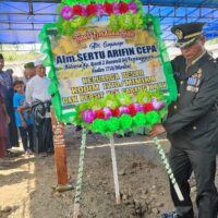 Upacara Militer Iringi Pemakaman Sertu Arifin Cepa yang Gugur dalam Tugas