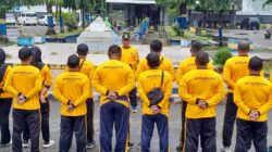 Petugas BPTD Jatim Bersihkan Lingkungan Terminal Bayuangga Dukung Gerakan indonesia ASRI