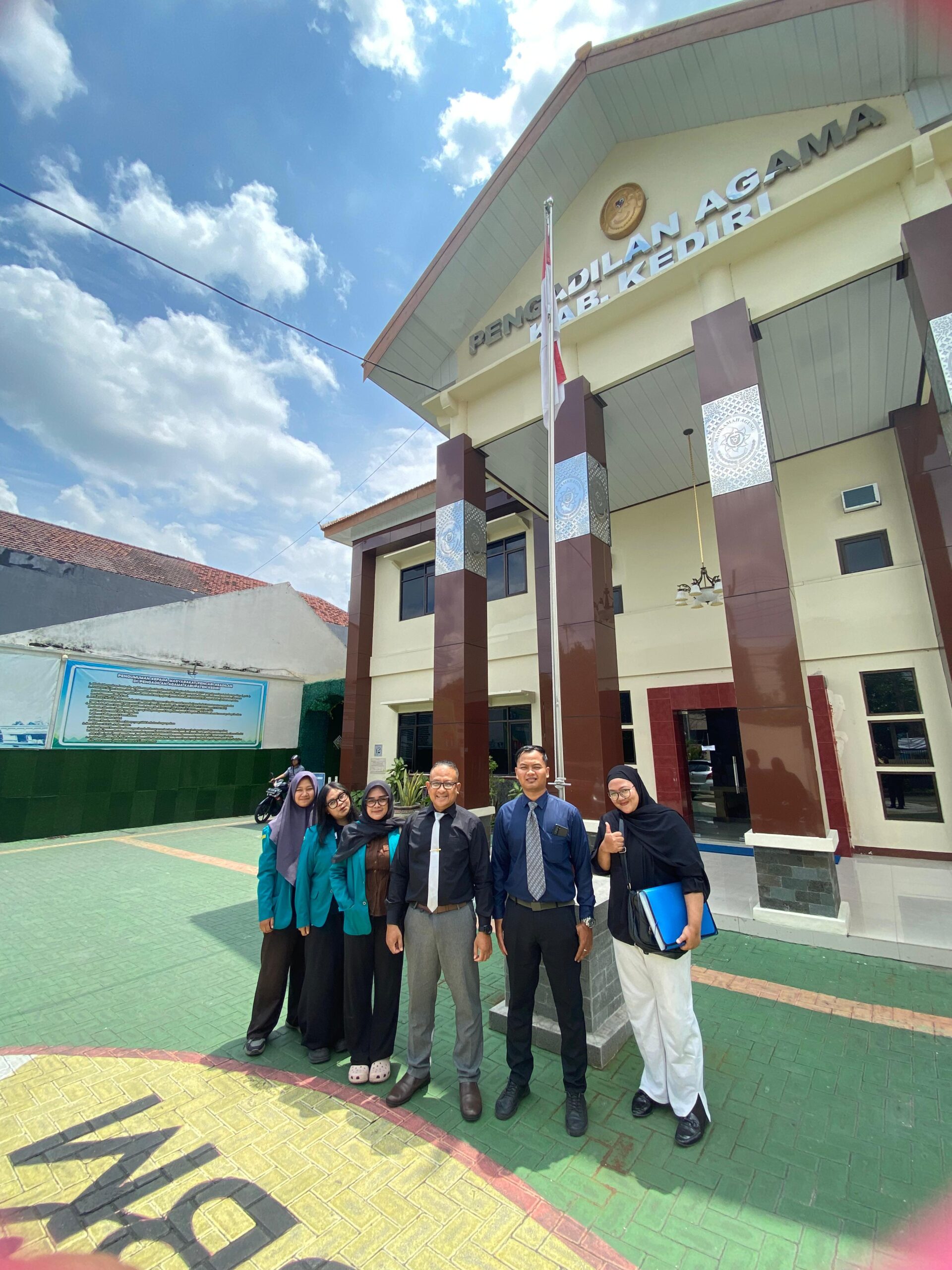 Ramadhan dan Negara Hukum, Refleksi Kebangsaan dari Kota Kediri Ramadhan dan Negara Hukum, Refleksi Kebangsaan dari Kota Kediri