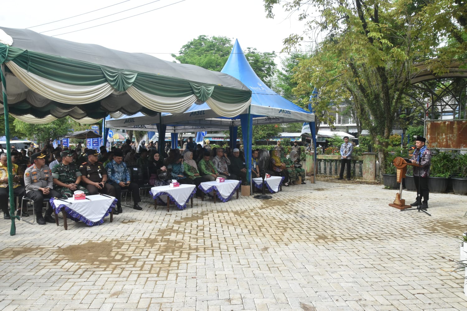 Dandim 1002/HST Hadiri Pembukaan Pasar Ramadhan 1447 H di Barabai Dandim 1002/HST Hadiri Pembukaan Pasar Ramadhan 1447 H di Barabai