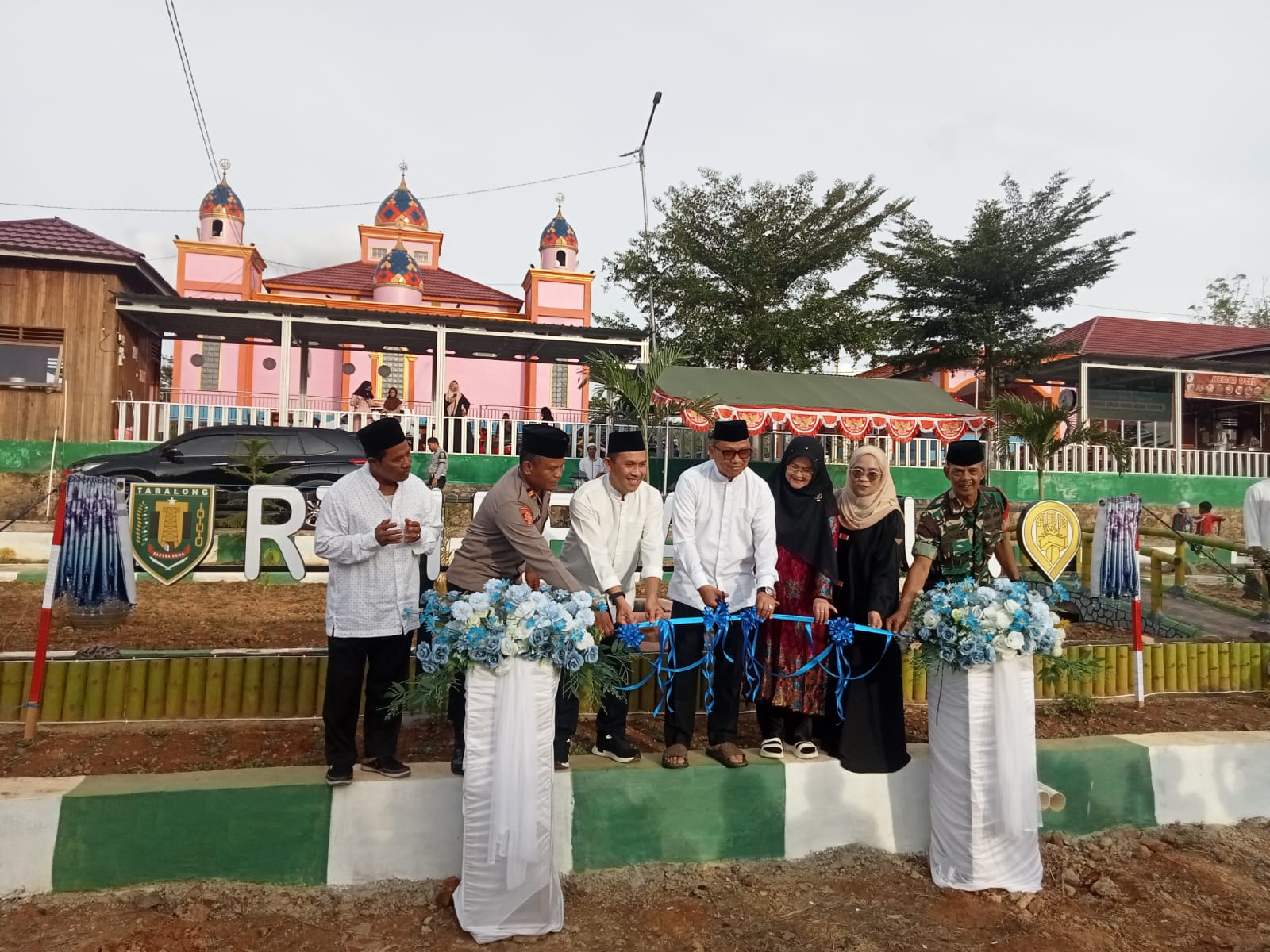 Danramil 1008-01/Muara Uya–Jaro Hadiri Safari Ramadhan dan Buka Puasa Bersama Bupati Tabalong di Desa Solan