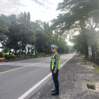 Satlantas Polres Probolinggo Sterilisasi Jalur, Pastikan Kunjungan Gubernur Jatim Berjalan Aman dan Lancar