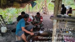 Komsos Humanis, Babinsa Koramil 1505-02/Wasile Dampingi Pengolahan Gula Aren Warga Binaan