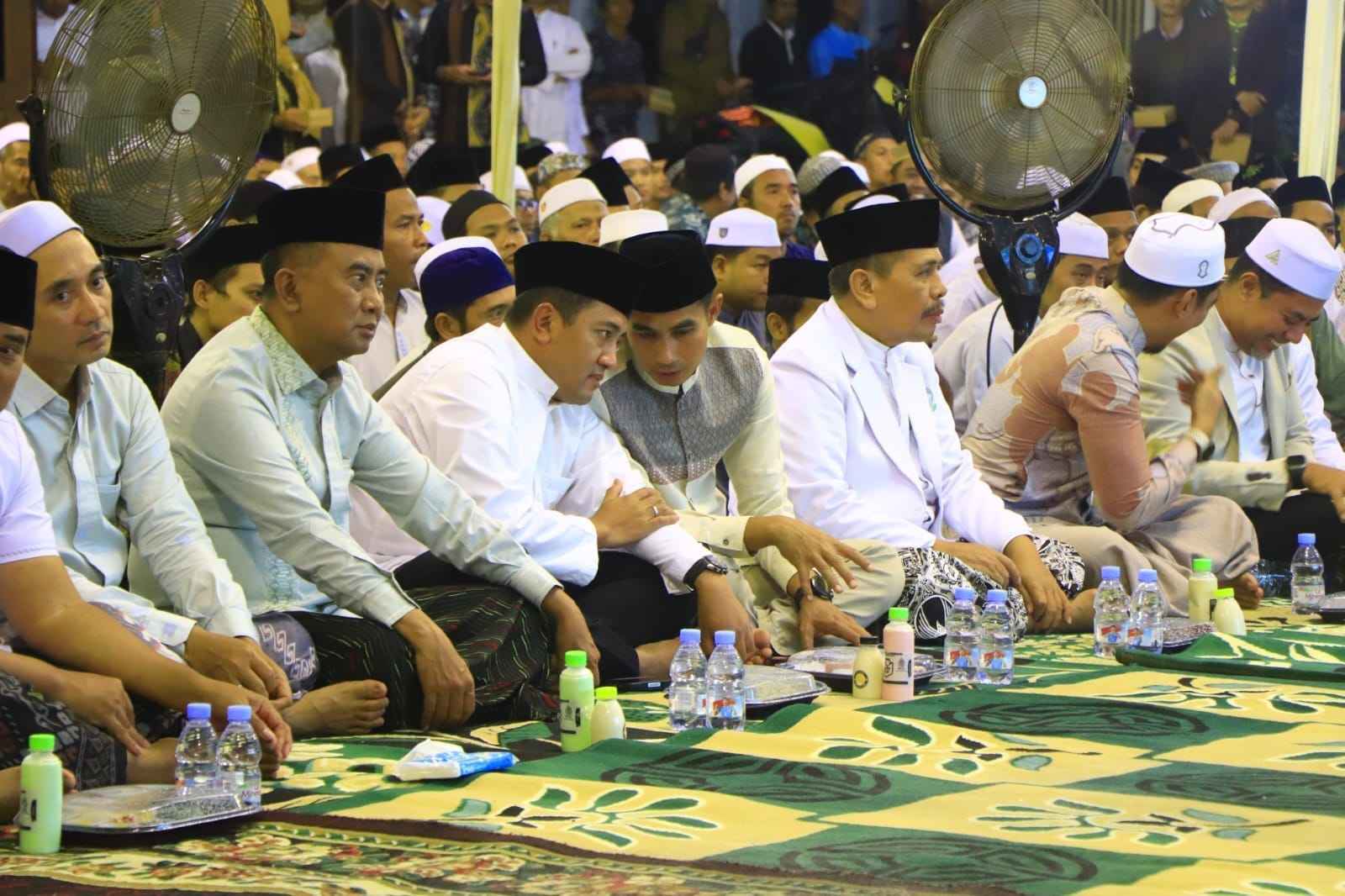 Dandim 0820/Probolinggo Letkol Inf Ribut Yodo Apriantono Menghadiri Kegiatan Keagamaan Di Pondok Pesantren Zainul Hasan Genggong