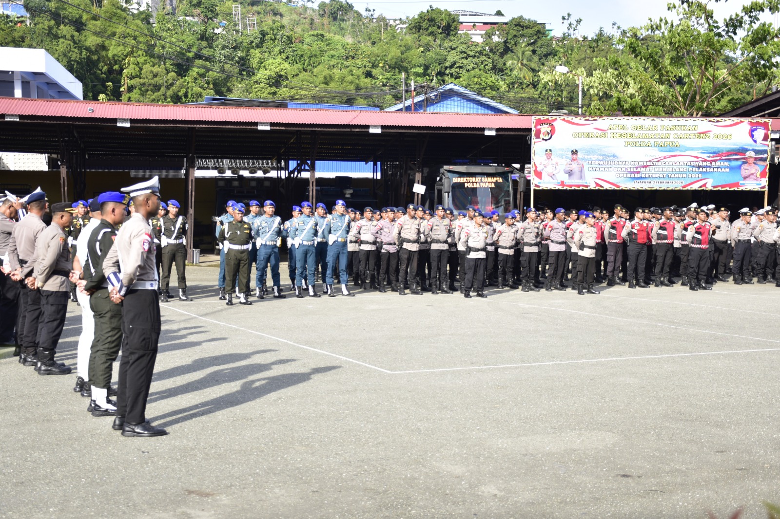 Kodaeral X Dukung Operasi Keselamatan Cartenz 2026, Personel Pom Gelar Apel Pasukan di Mapolda Papua Kodaeral X Dukung Operasi Keselamatan Cartenz 2026, Personel Pom Gelar Apel Pasukan di Mapolda Papua