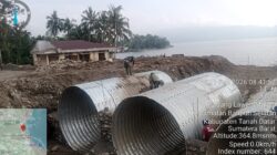 Gotong Royong TNI–Rakyat, Kodam XX/Tuanku Imam Bonjol Bangun Jembatan Pulihkan Akses Warga Tanah Datar