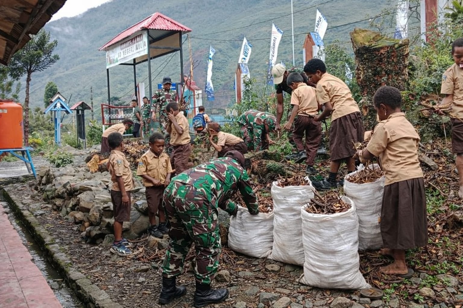 Sabtu Bersih Sekolahku, Kodim 1714/Puncak Jaya