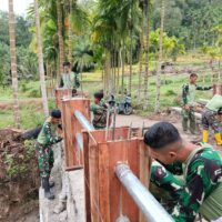 TNI AD Bangun Jembatan Aramco di Agam, Akses Warga Nagari Bayua Kembali Terbuka