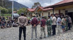 Koramil 1714-01/Ilu Kawal Aksi Demo Damai Masyarakat Distrik Ilu (20 Kampung) di Kabupaten Puncak Jaya