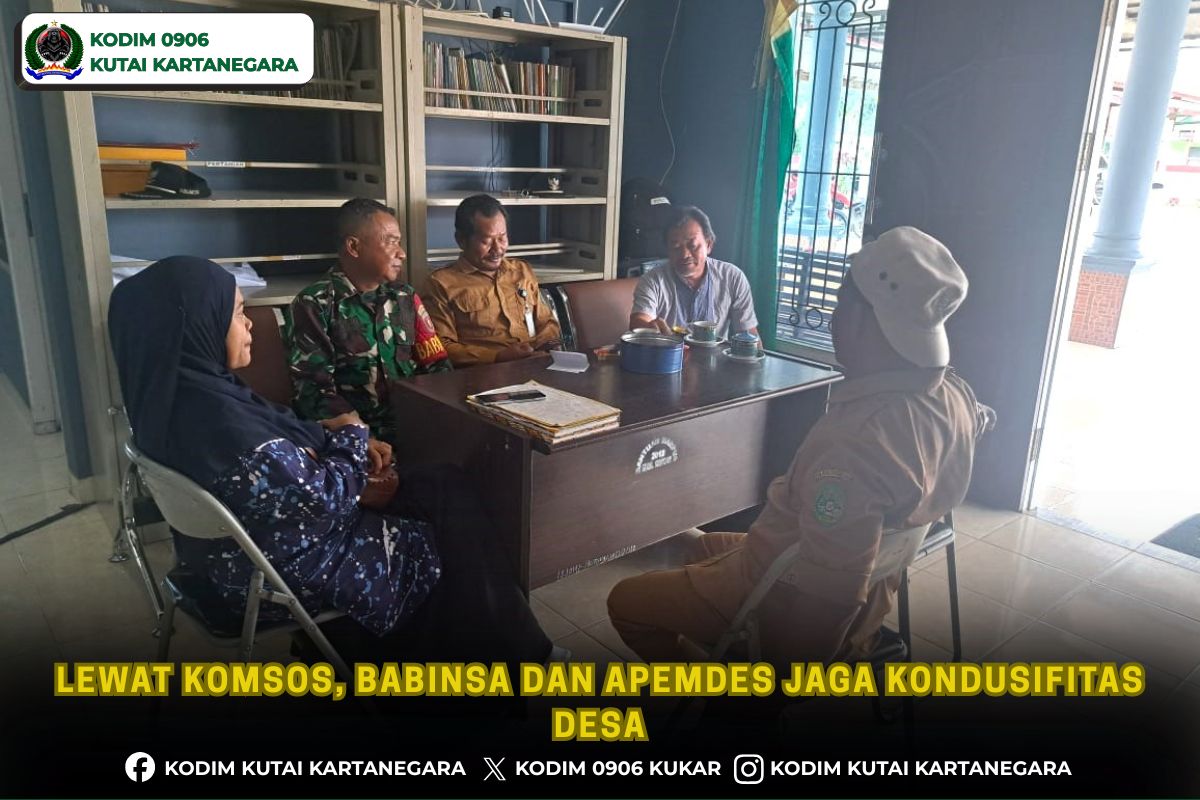 Lewat Komsos, Babinsa dan Apemdes Jaga Kondusifitas Desa Lewat Komsos, Babinsa dan Apemdes Jaga Kondusifitas Desa