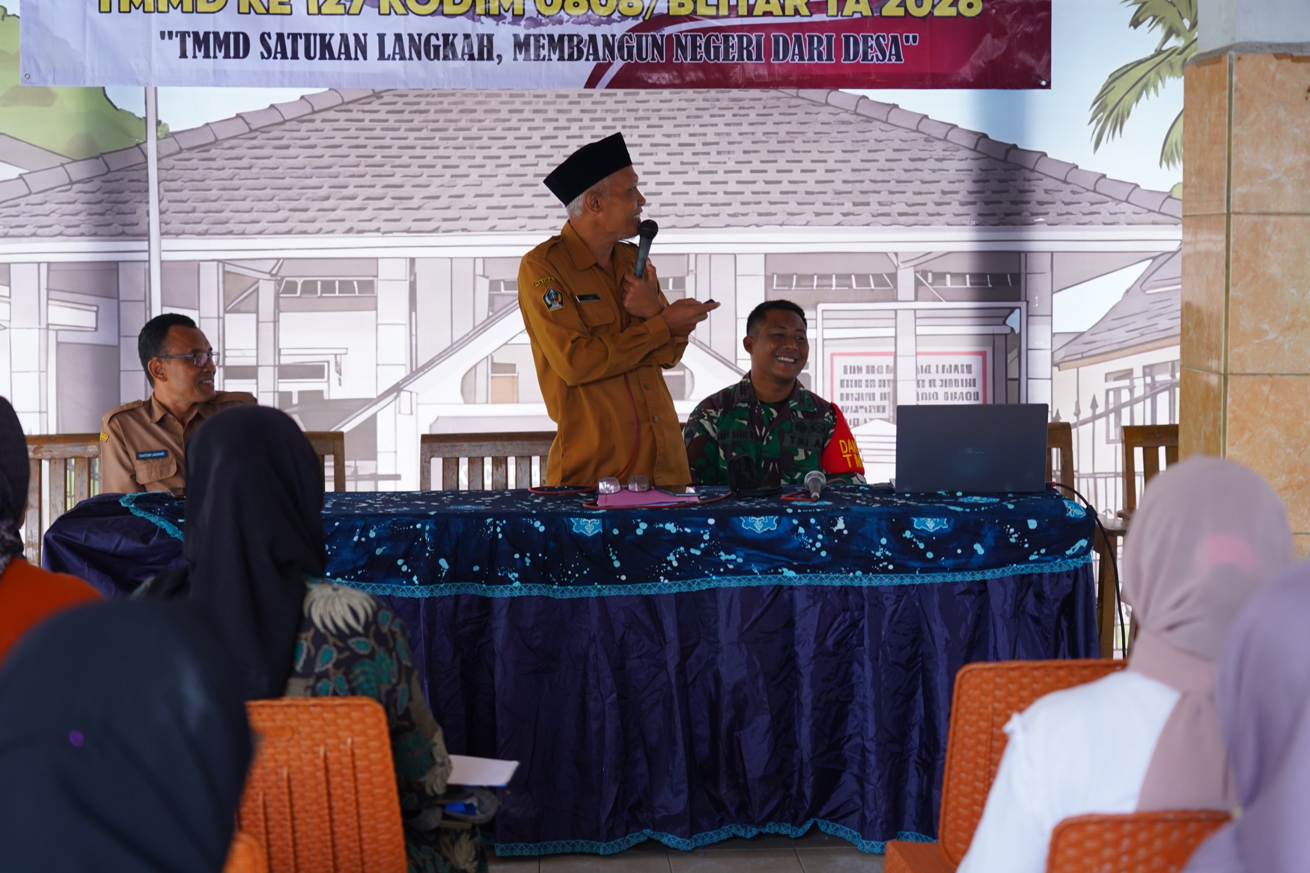 Atasi Stunting Di Desa Krisik, Satgas TMMD Ke 127 Kodim 0808/Blitar Gelar Pendampingan Dan Penyuluhan Kesehatan