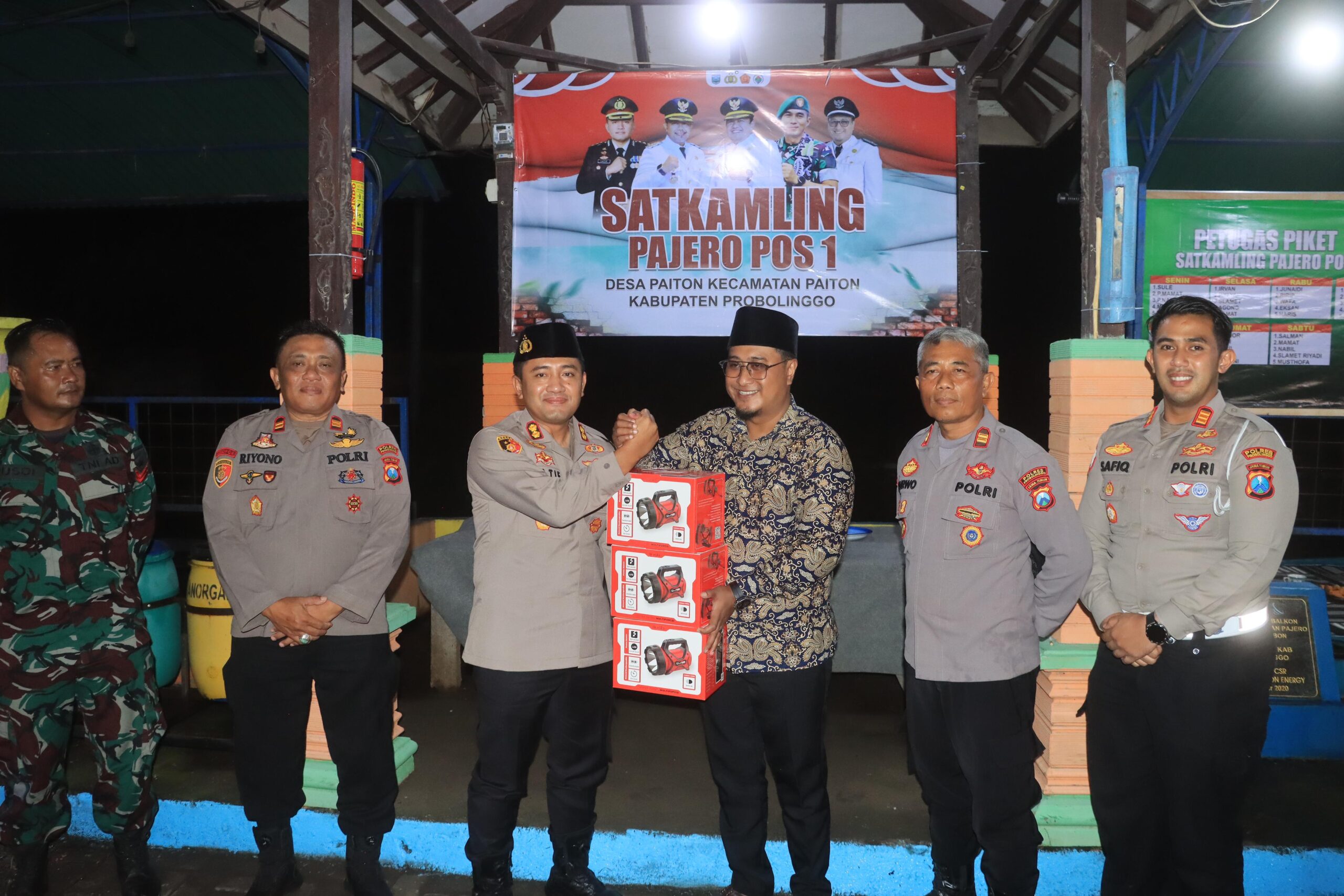 Kapolres Probolinggo Tinjau Poskamling Desa Paiton, Perkuat Peran Satkamling Jaga Kamtibmas
