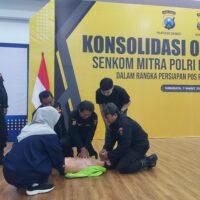 Jelang Mudik Lebaran 2026, Senkom Surabaya Gelar Pelatihan Penanganan Gawat Darurat untuk Perkuat Pengamanan Pos PAM