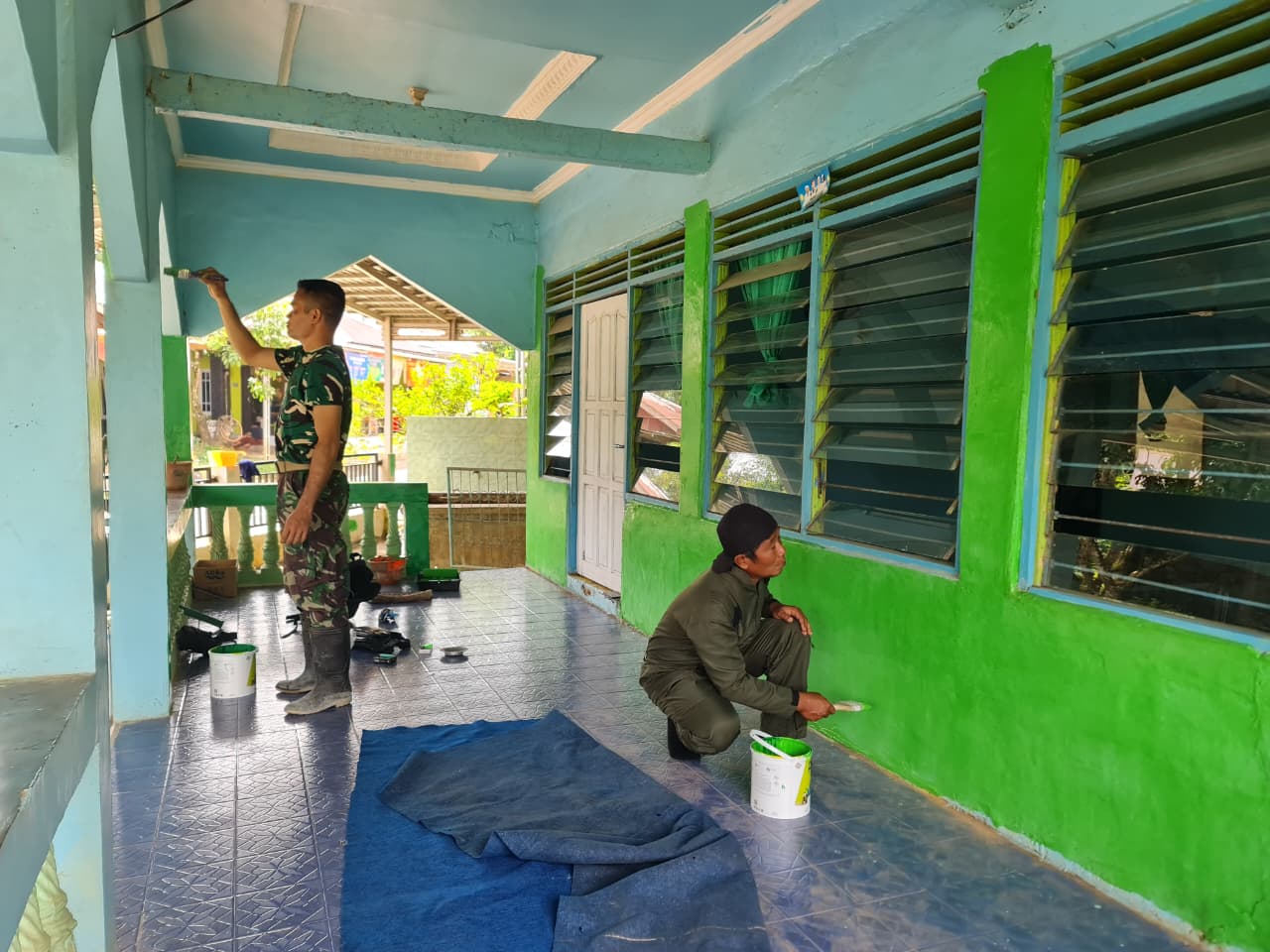 Jelang Penutupan TMMD ke-127, Rehab Langgar Nurul Iman Desa Barimbun Tinggal Finishing Jelang Penutupan TMMD ke-127, Rehab Langgar Nurul Iman Desa Barimbun Tinggal Finishing