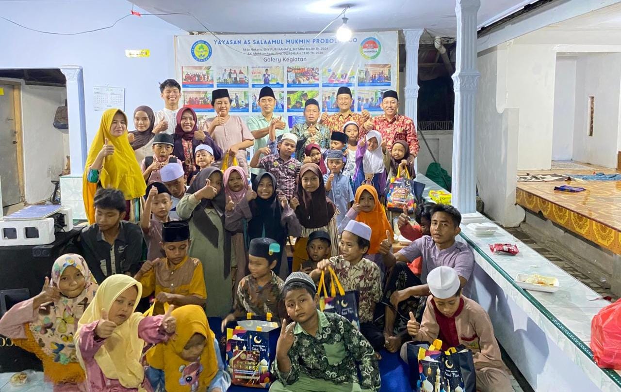 HUT ke-52, PPNI Kabupaten Probolinggo Santuni Puluhan Anak Yatim di Yayasan As-Salaam HUT ke-52, PPNI Kabupaten Probolinggo Santuni Puluhan Anak Yatim di Yayasan As-Salaam