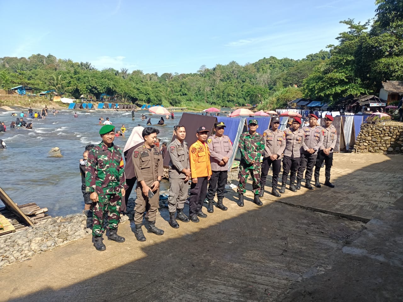 Pengamanan Lebaran di HST Diperketat, Wisatawan Dijamin Aman dan Nyaman Pengamanan Lebaran di HST Diperketat, Wisatawan Dijamin Aman dan Nyaman