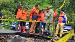Langkah Cepat Dan Responsif, Dandim 0820/Probolinggo Letkol Inf Ribut Yodo Apriantono Bersama Sejumlah Pihak Kunjungi Lokasi Bencana Longsor