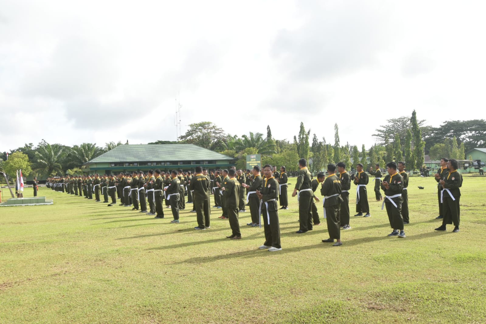 Latih Ketangguhan, Kodim 1002/HST Gelar Uji Kenaikan Sabuk Bela Diri Militer
