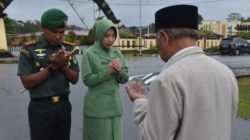 Kodim 1710/Mimika Gelar Tradisi Penyambutan Dandim dan Ketua Persit KCK