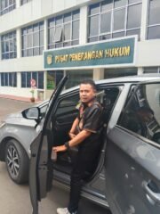 Kinerja Dipertanyakan, Laporan Dana Reses Mandek di Kejari Tanjung Perak, AMI Lapor ke Kejagung