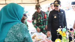 Bupati Probolinggo Tinjau Stand UMKM Usai Pembukaan TMMD ke-128 Tahun 2026