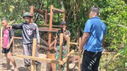 Satgas TMMD Bangun Fasilitas 5 Unit MCK Umum untuk Warga Kampung Keakwa