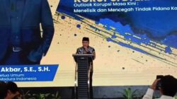 Merajut Integritas di Tengah Arus Digital, AMI Sukses Gelar Seminar Nasional dan Halal Bihalal di Hotel Morazen