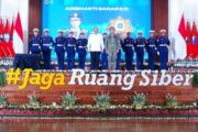 Panglima TNI Terima Penghargaan Adhibhakti Sanapati dan Berikan Ceramah Umum di BSSN