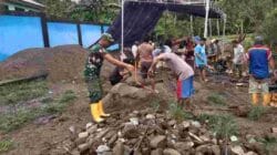 Tahap Demi Tahap, Pembangunan Jembatan Garuda Terus Dikebut Oleh Personil Kodim 1505/Tidore