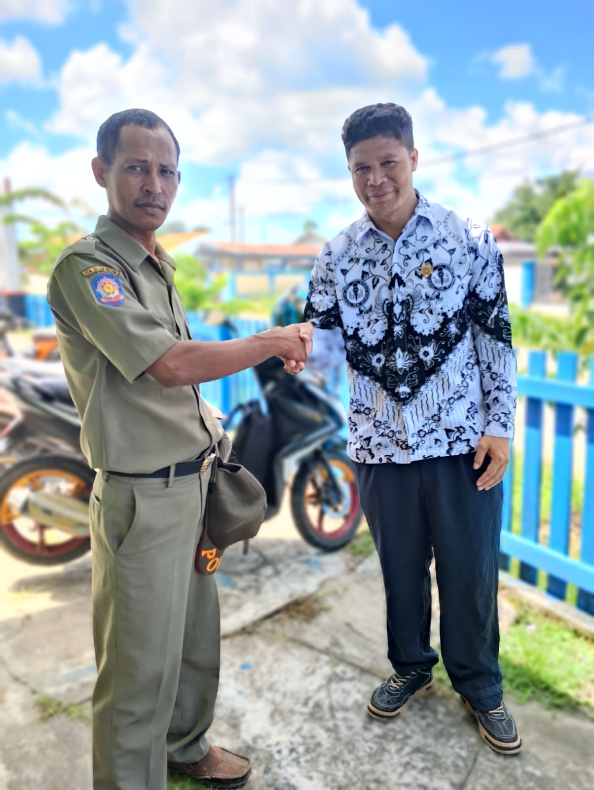 PB PGRI PUSAT TURUN TANGAN: KETUA UMUM PROF. UNIFAH ROSYIDI SEDIH GURU MAPPI DIMUTASI SEWENANG-WENANG KE SATPOL PP