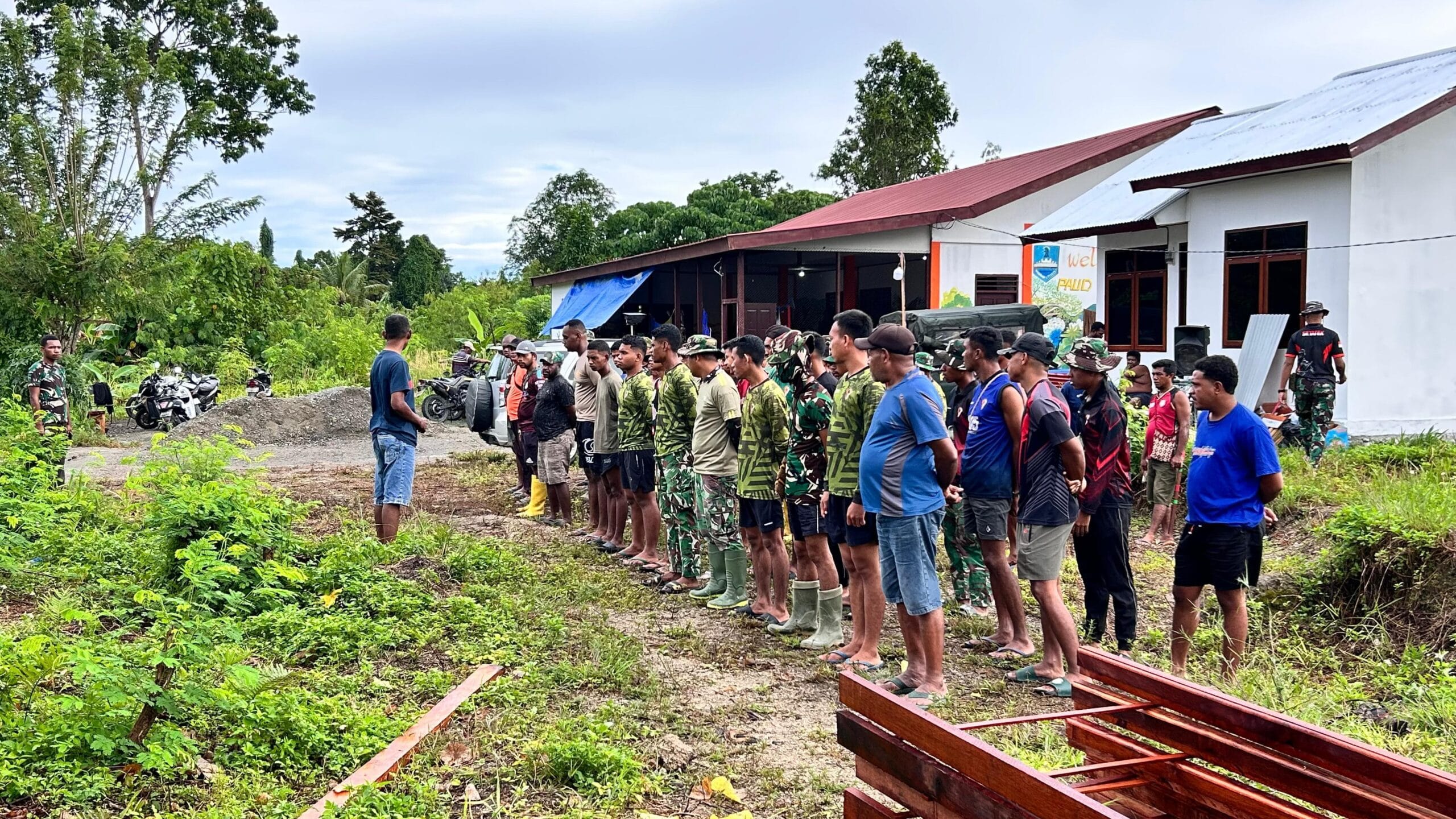 Awali Tugas dengan Apel Pagi, Satgas TMMD ke-128 Kodim 1801/Manokwari Siap Kerja Maksimal