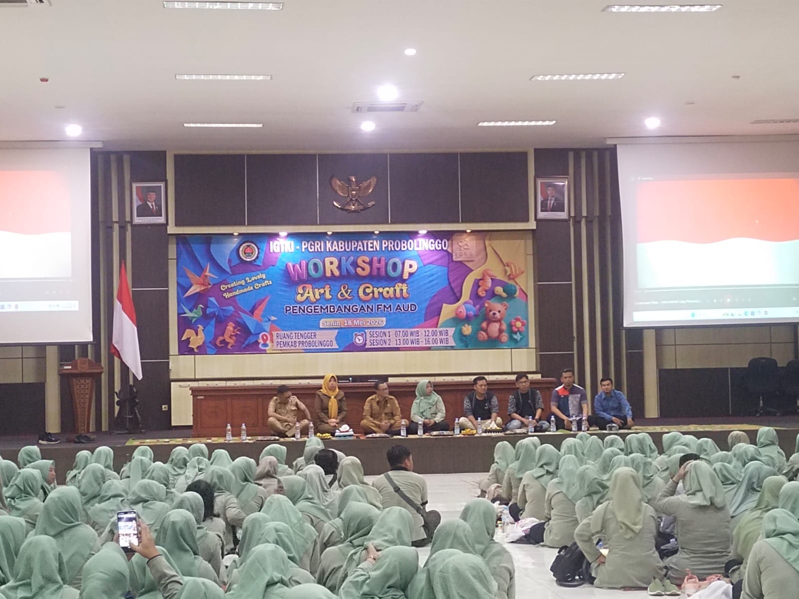 IGTKI-PGRI Kabupaten Probolinggo Gelar Workshop Art and Craft Pengembangan Fisik Motorik Anak Usia Dini IGTKI-PGRI Kabupaten Probolinggo Gelar Workshop Art and Craft Pengembangan Fisik Motorik Anak Usia Dini