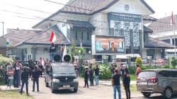 Jamaah Umrah Lolos dari Indonesia, Tertahan di Jeddah: Siapa Bertanggung Jawab atas Dugaan Visa Palsu?