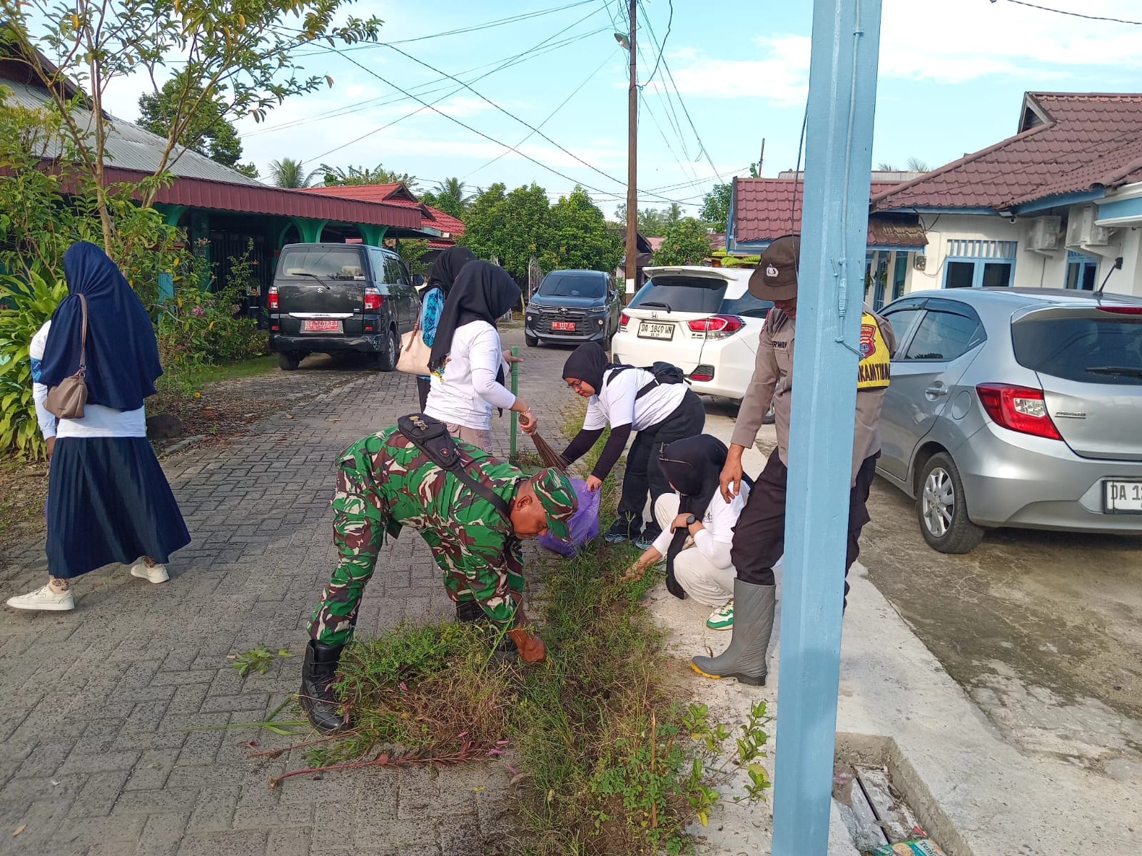 Kolaborasi Pemda HST, TNI, dan Masyarakat Wujudkan Lingkungan Sehat, Desa Rasau Menuju Kawasan Bebas Sampah