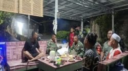 Nonton Bareng Piala Dunia, Koramil Haruyan Bangun Keakraban dengan Masyarakat Nonton Bareng Piala Dunia, Koramil Haruyan Bangun Keakraban dengan Masyarakat