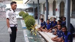 Rutan Kraksaan Intensifkan Penggeledahan, Pastikan Hunian Bebas Barang Terlarang