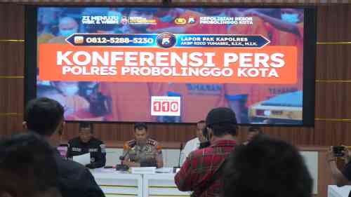 Dua Pelaku Pencurian Traktor di Gudang DKP3 Kota Probolinggo Ditangkap, Polisi Amankan Barang Bukti Lengkap Dua Pelaku Pencurian Traktor di Gudang DKP3 Kota Probolinggo Ditangkap, Polisi Amankan Barang Bukti Lengkap