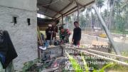 Babinsa Selalu Hadir untuk Rakyat, Koptu Alois Bantu Warga Bangun Teras Rumah